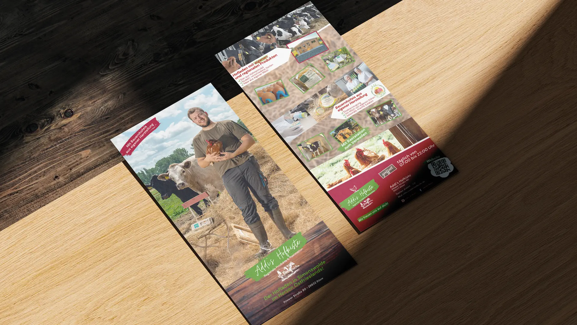 Design-Mockup des doppelseitigen Flyers für Addis Hofkiste.